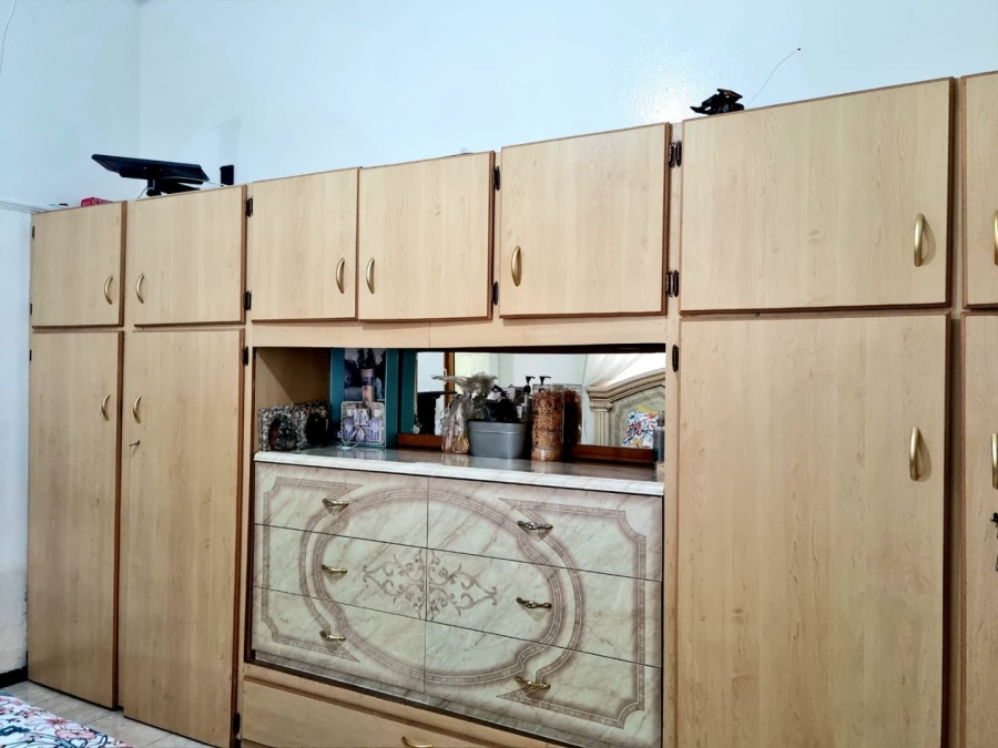 3 Bedroom Property for Sale in De Beers Northern Cape